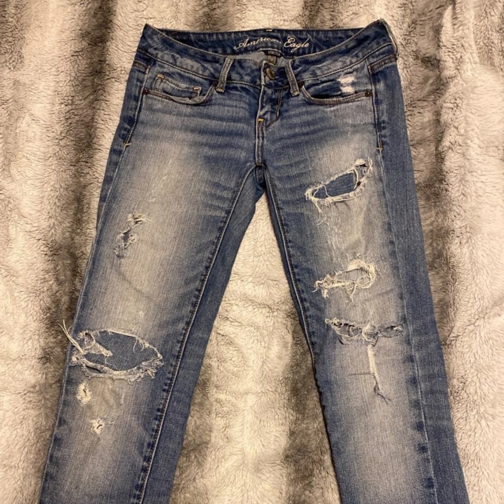 American Eagle Distressed Jeans Size 0
